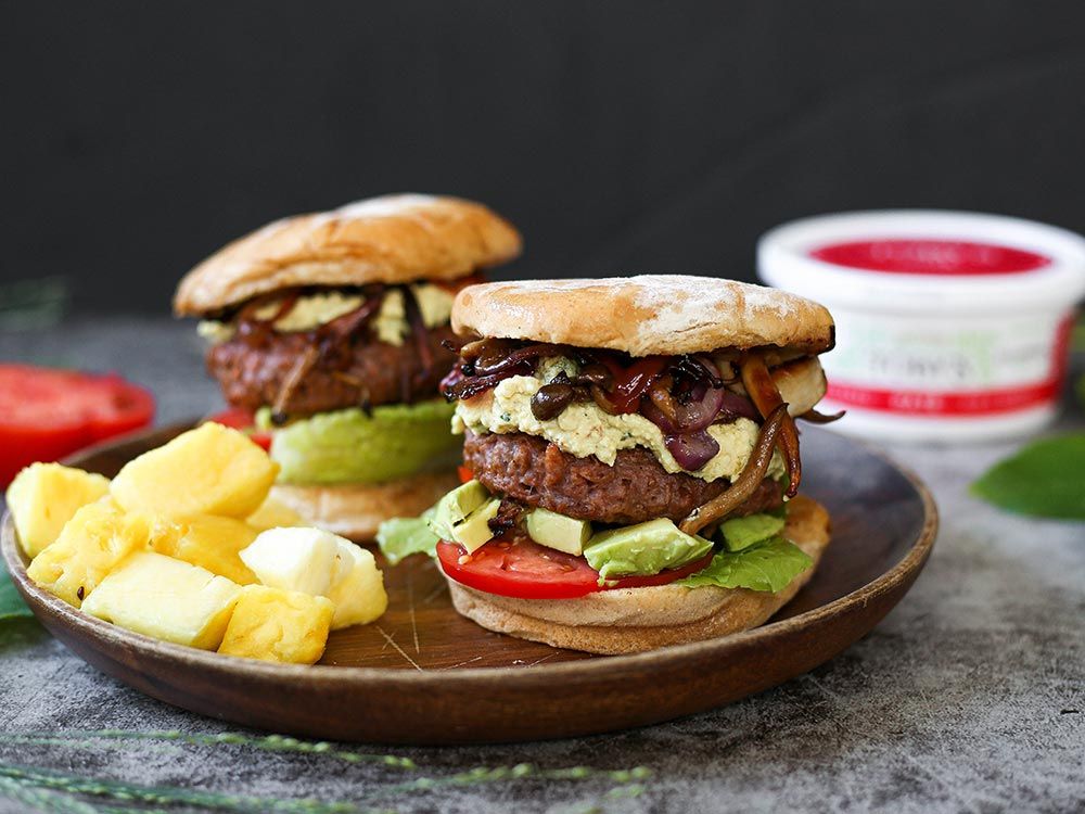 How to make Grilled Pineapple Beyond Burgers with Jalapeño Dip