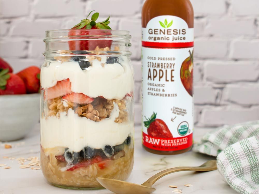 How to make Oat & Yogurt Parfait with Strawberry Apple Juice