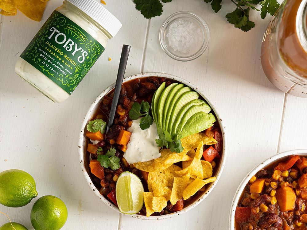 How to make Vegetarian Chili with Jalapeño Ranch Dressing & Dip