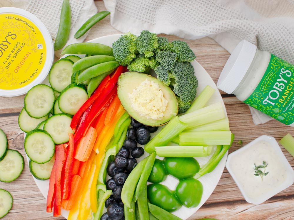 How to make Shamrock Snack Plate with Plant Based Dip and Ranch Dressing
