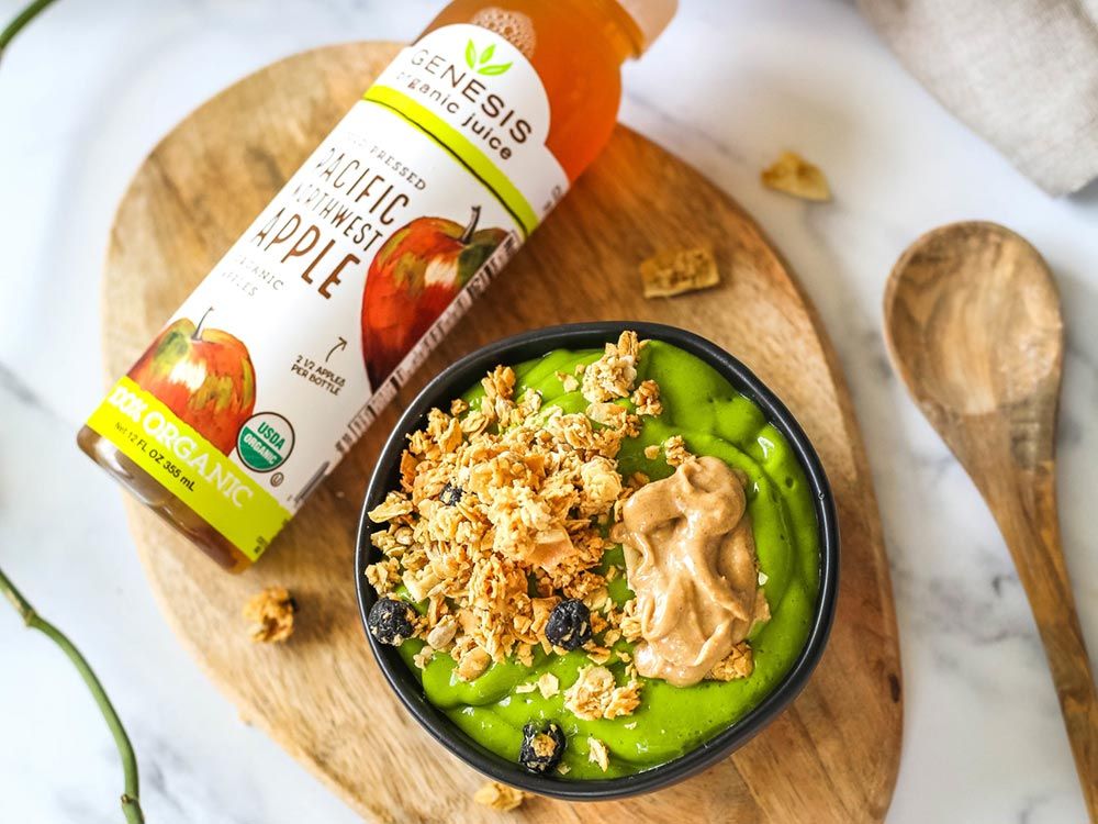How to make Simple Green Smoothie Bowl with PNW Apple Juice