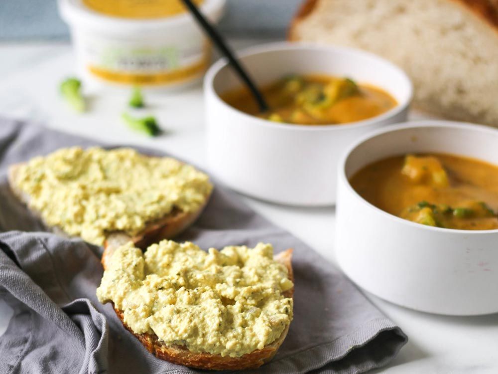 How to make Broccoli Cheese Soup With Toby’s Toast